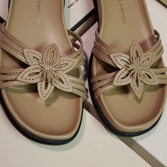 Croft & Barrow Macie Open-Toe Flat Flower Sandals - Picture 2 of 6